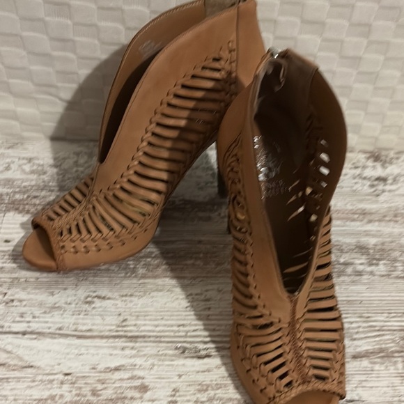 Vince Camuto Shoes - Stylish Tan Peep-Toe Heels Vince Camuto